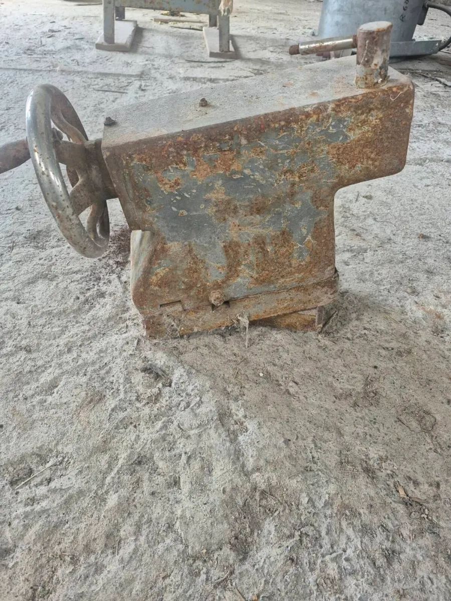 Lathe tailstock - Image 2