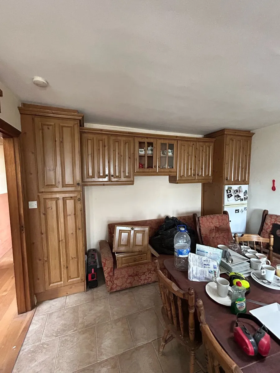 Kitchen and Living Items - Image 3