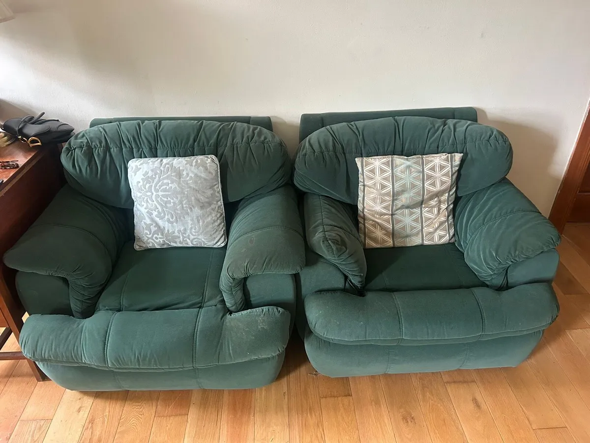 Living Items - Image 4