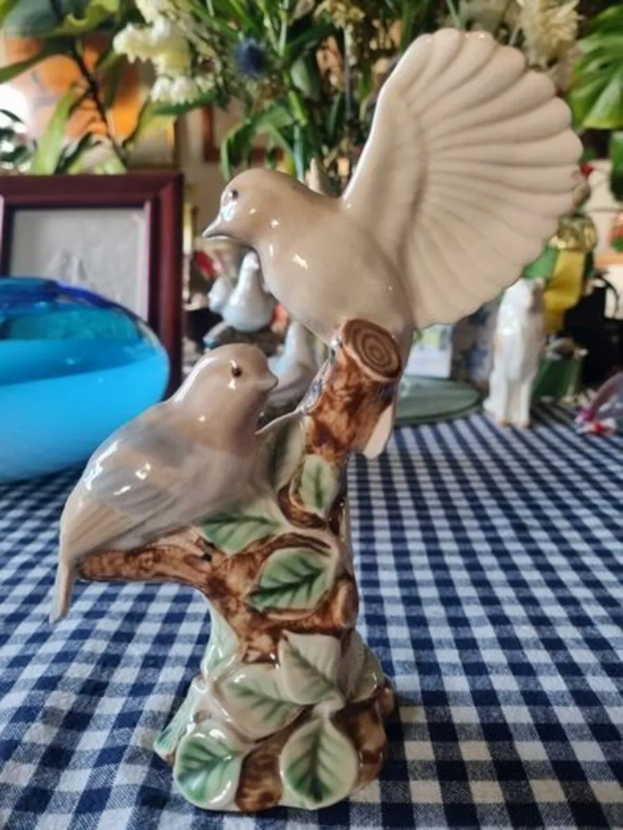 Vintage figurine of two birds - Image 4