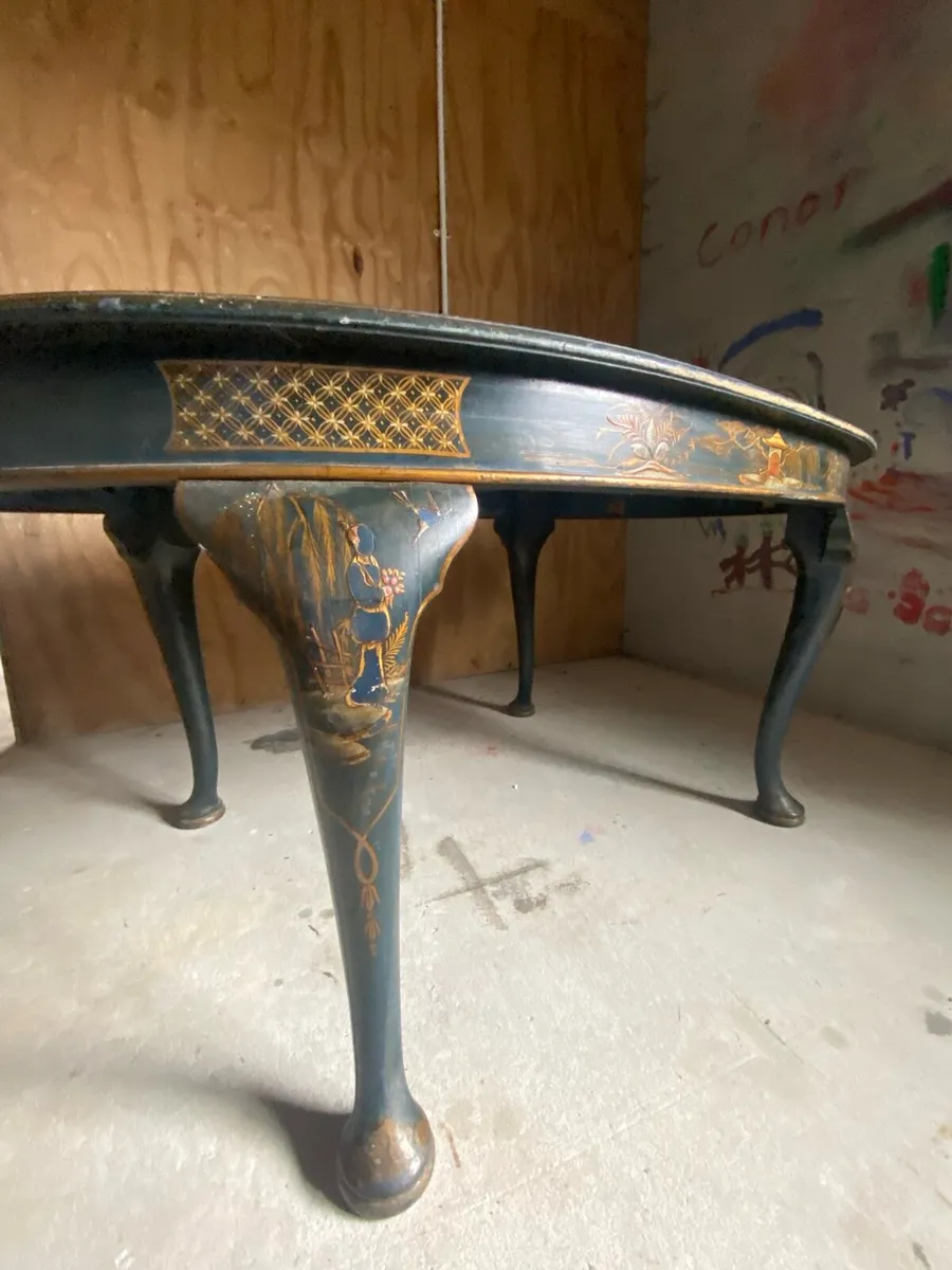 Antique Hand-Painted chinoiserio table & 4 tables - Image 2