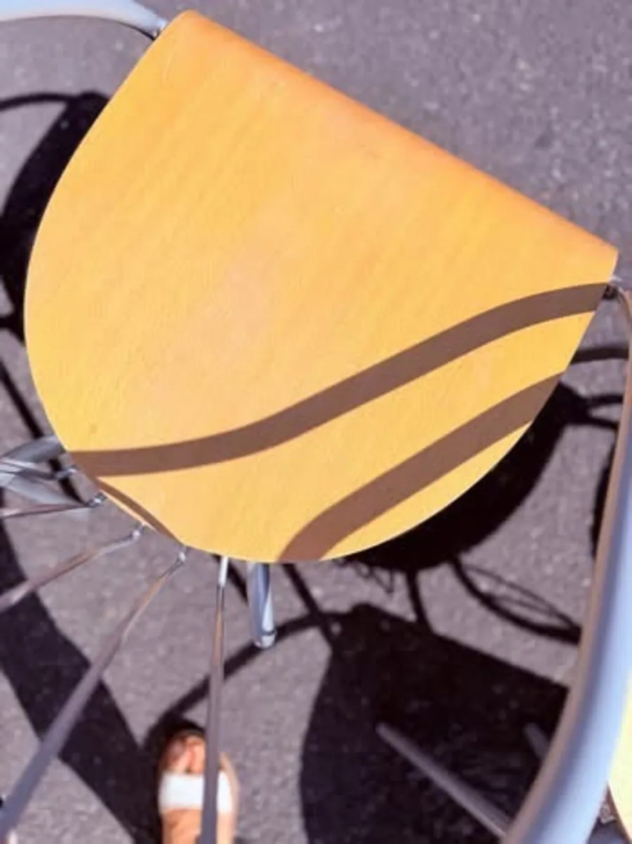 4 dining chairs - Image 3