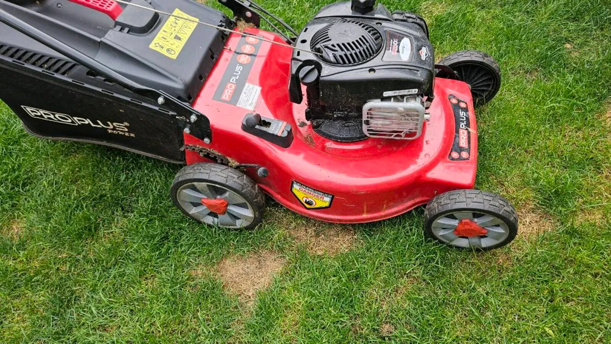 lawnmower - Image 4