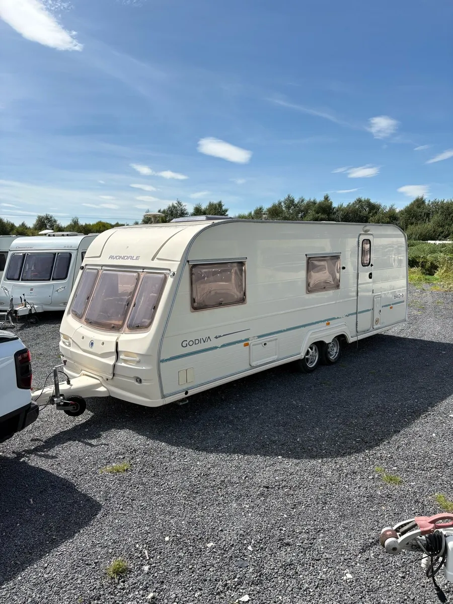 Avondale 6 berth fixed Bunkbed caravan - Image 2