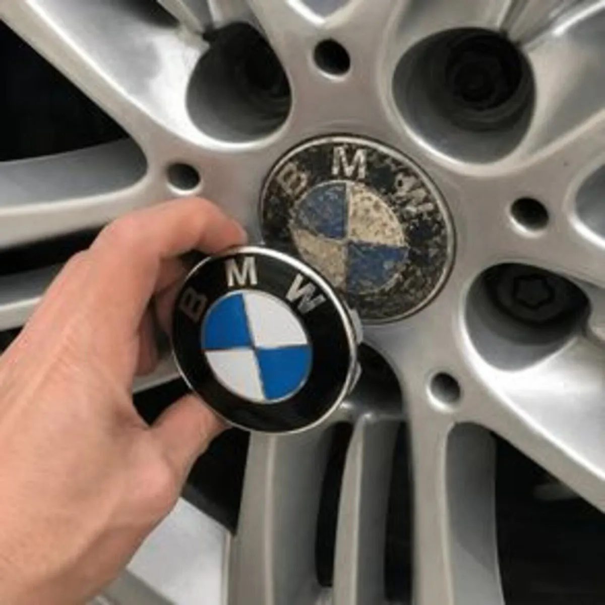 BMW centre caps (68mm) FREE Delivery - Image 1