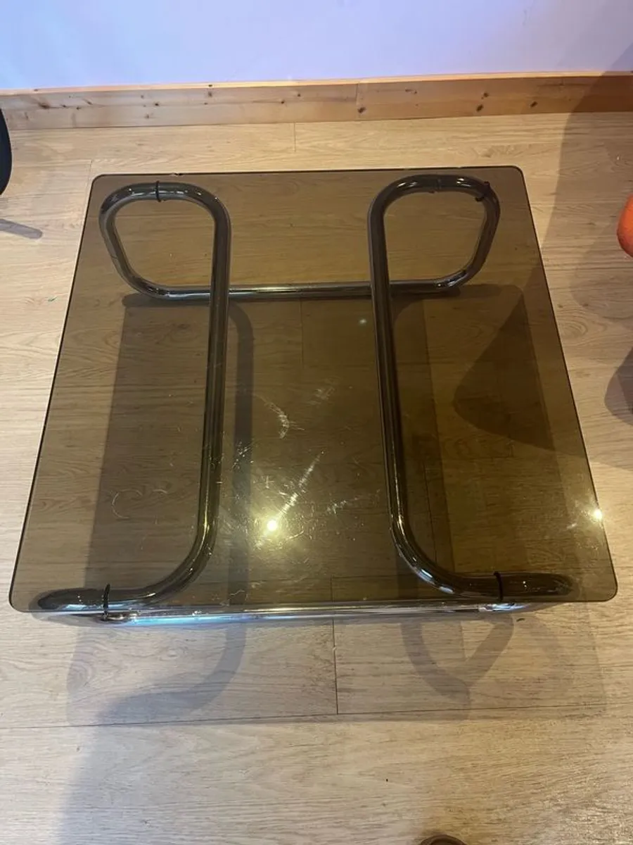 Coffee/side table - Image 1