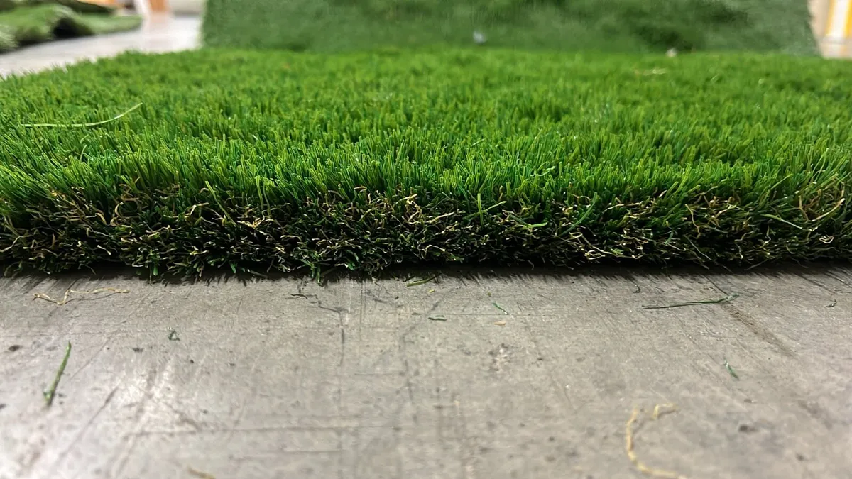 Artificial grass - Image 2