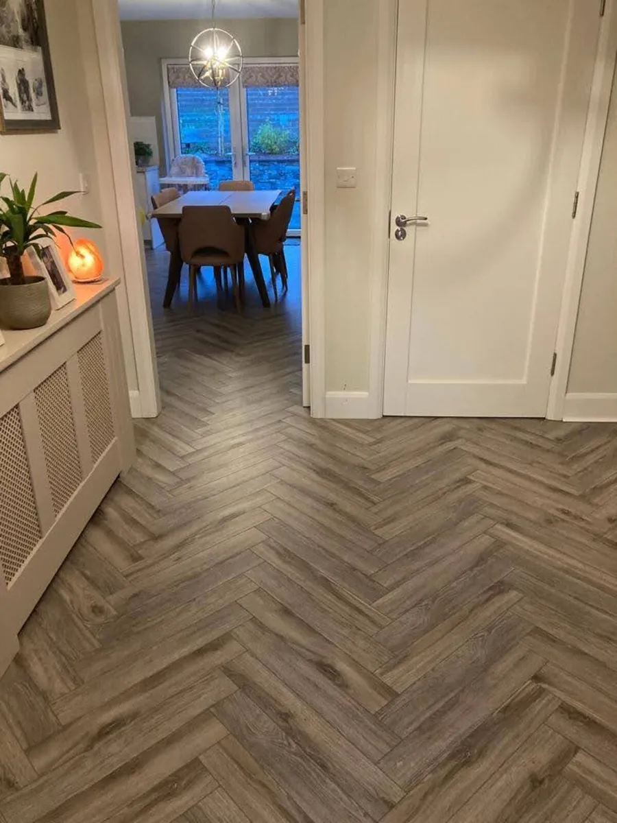 Timber floor fitter - Image 3