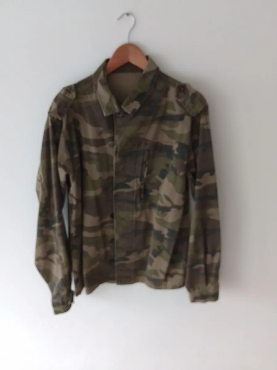 OLD ARMY JACKET. LARGE SIZE. - Image 1