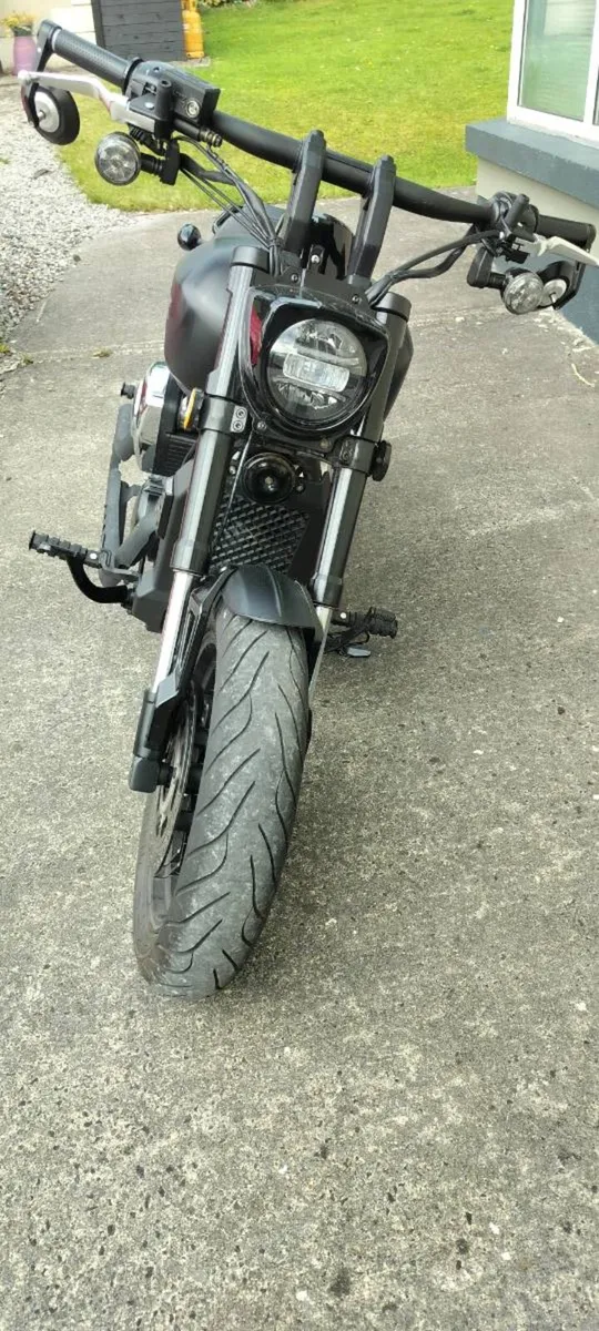 V bob 250cc cruiser - Image 2