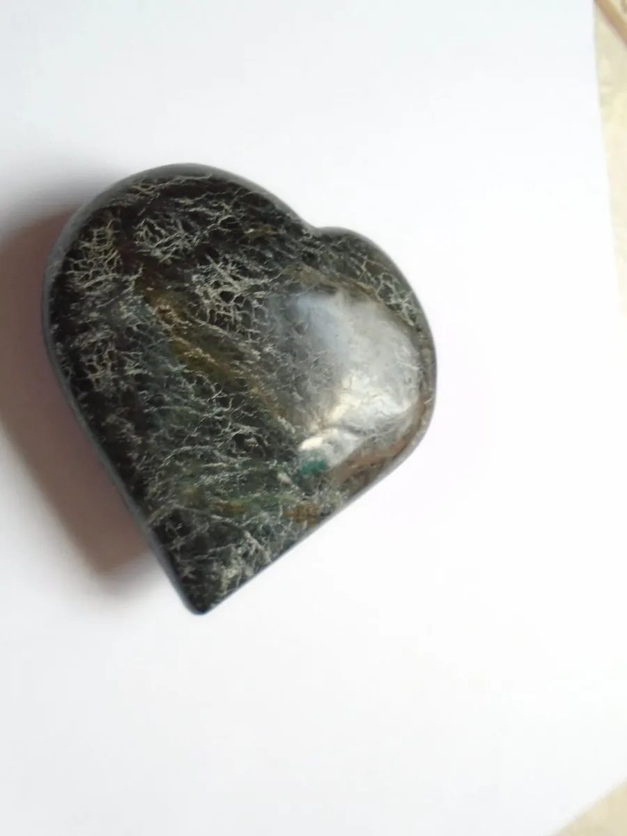 Gemstone heart, Crystals, Gemstones, Collectables - Image 2