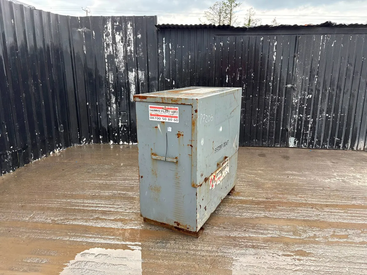 Large industrial storage/tool cabinet - Image 2