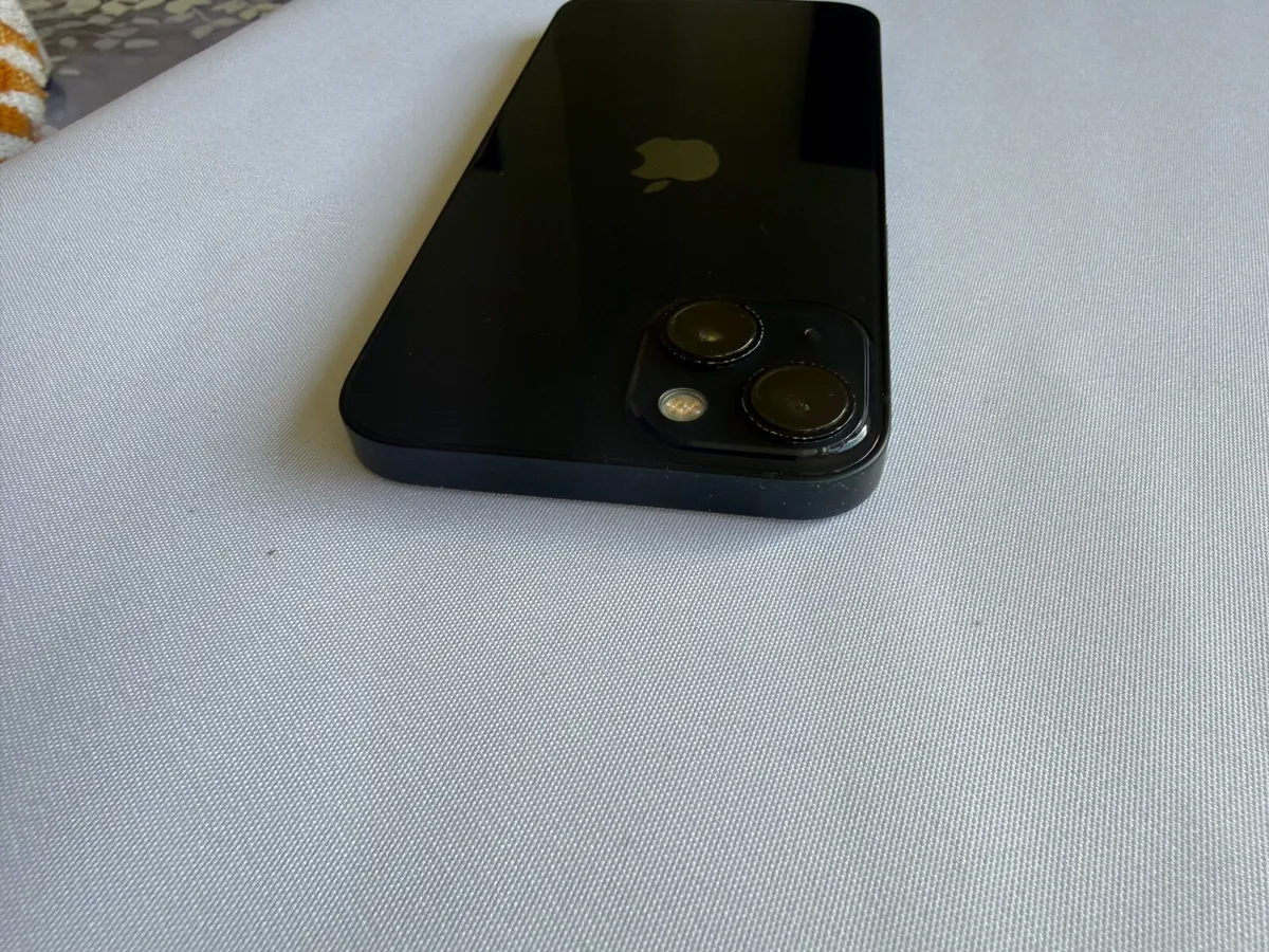 Iphone 13 - Image 3