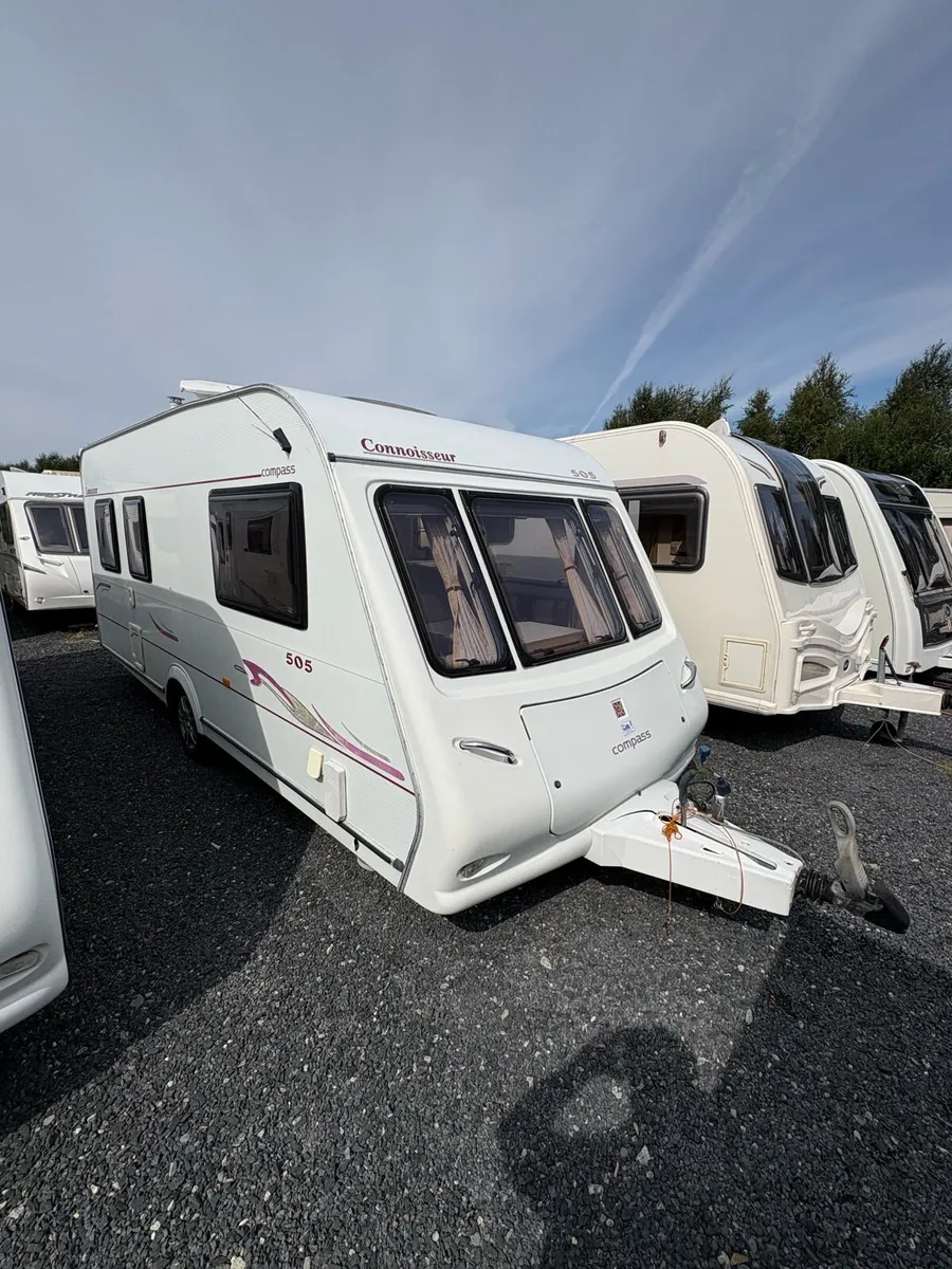 Compass Connoisseur 5 Berth Caravan For Sale - Image 3