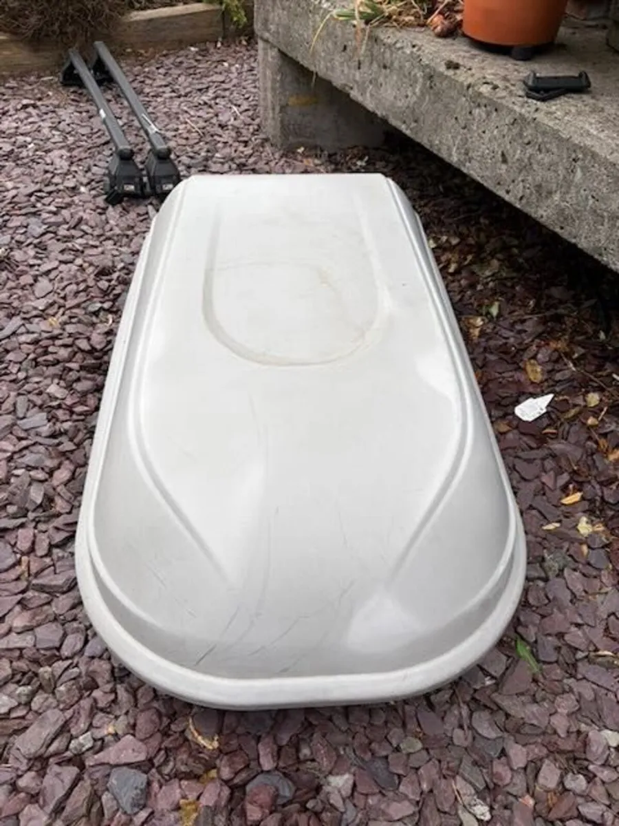 Roof Box - Image 1