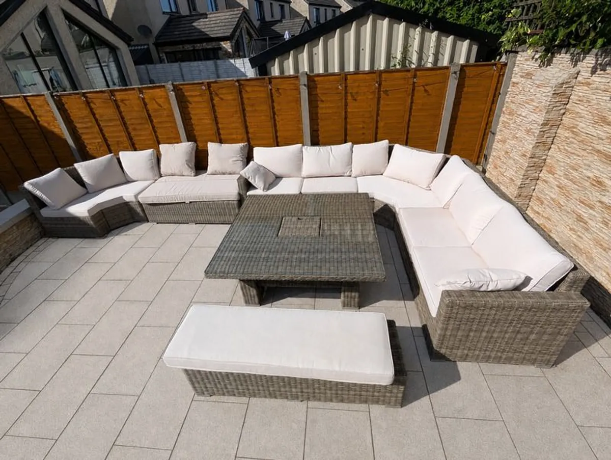 XL Rathwood Outdoor Gargen Corner Sofa Dining Set (Adjustable Table) - Image 4