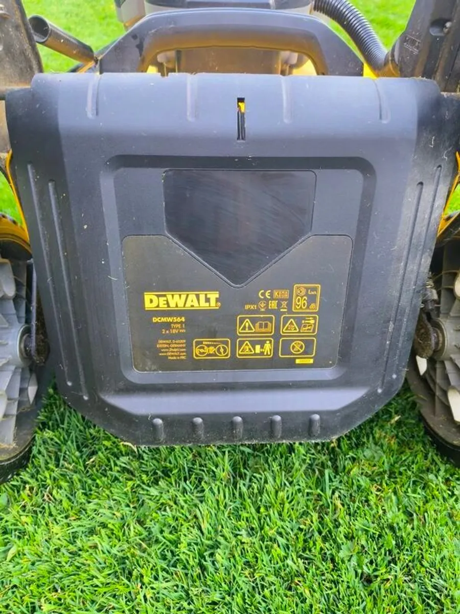 DeWalt Lawnmower 18v - Image 4