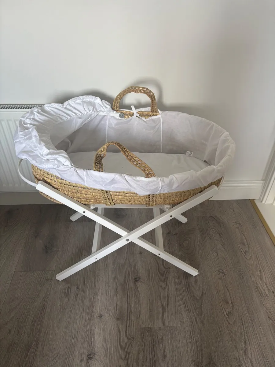 Moses basket - Image 1