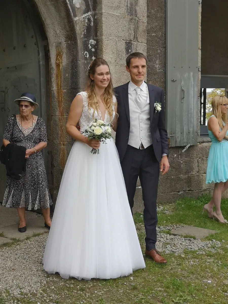 Wedding dress T38 - Image 1