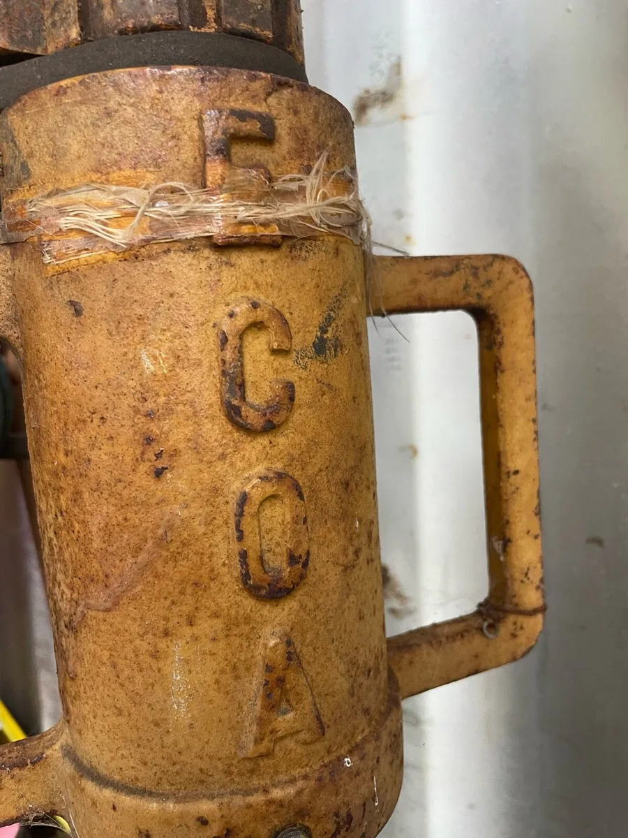 Old American vintage machinery - Image 4