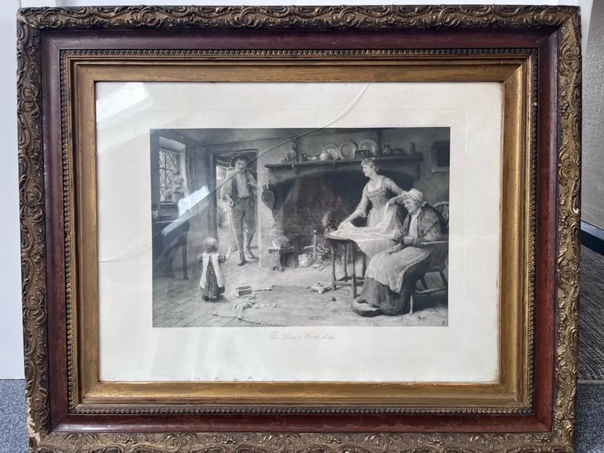 Attractive ornate framed print - Image 1