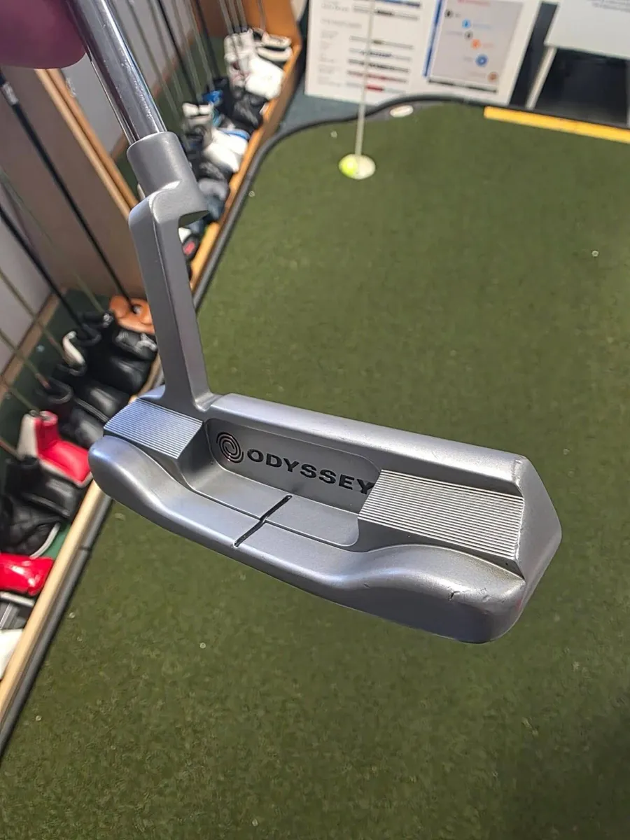 Odyssey White Hot Og Putter - Image 3