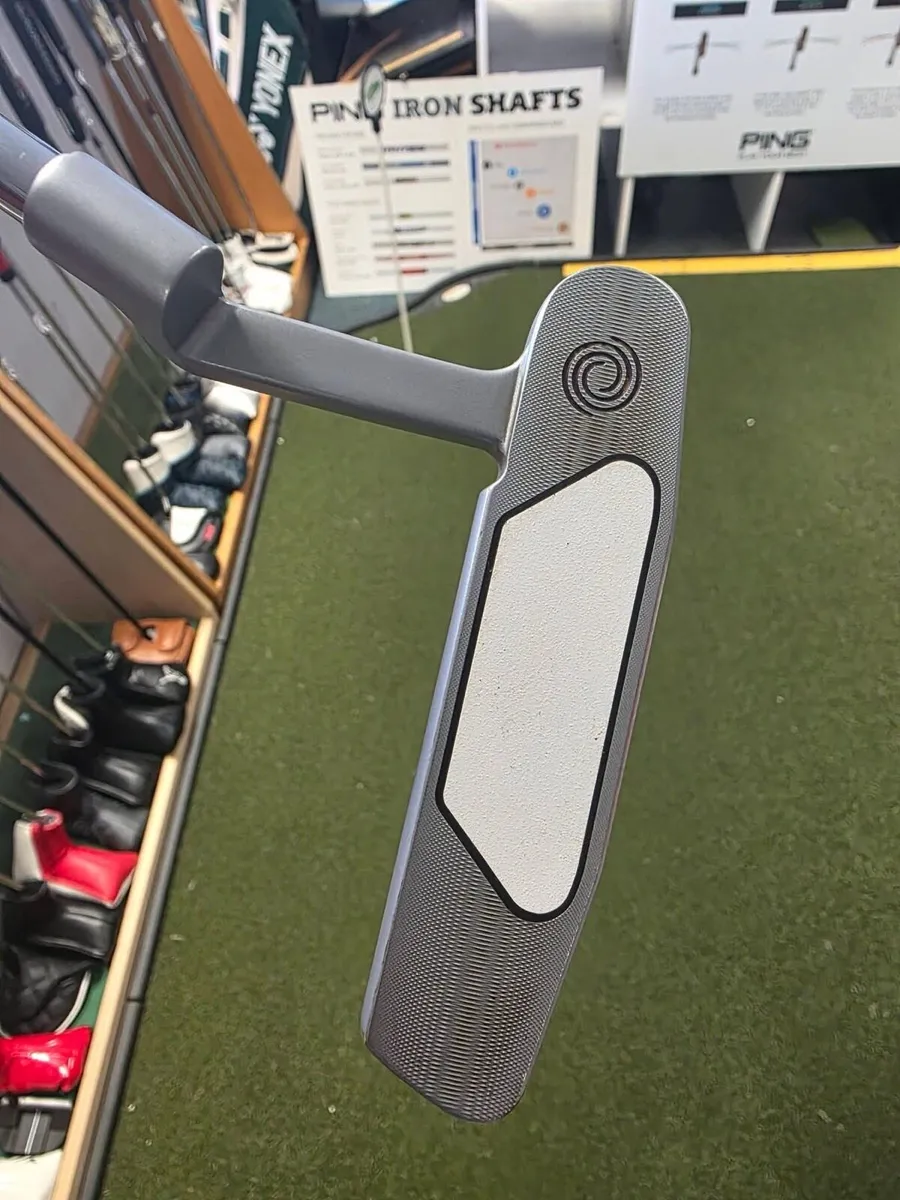 Odyssey White Hot Og Putter - Image 4
