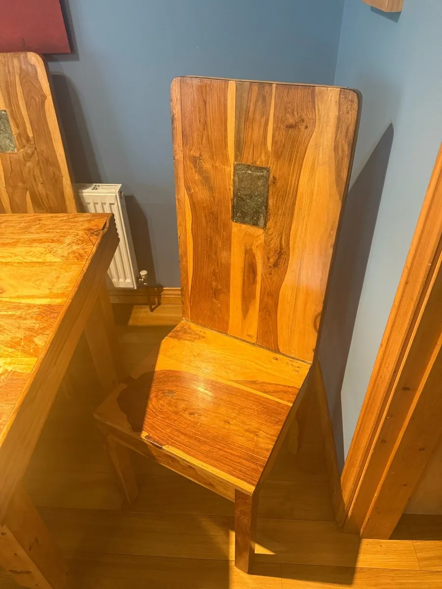 Dining table and six chairs - Image 4