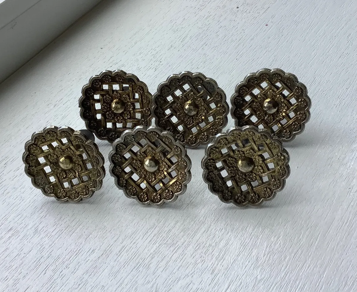 Antique Style Knobs - Image 1