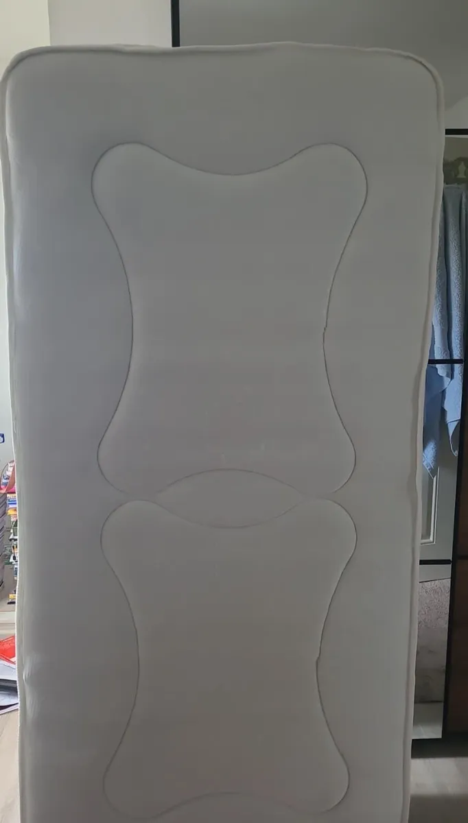 Single mattress