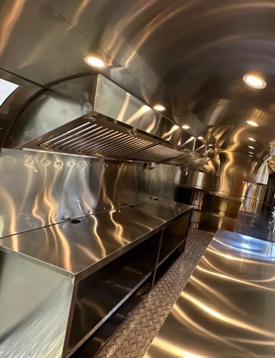 Airstream 6meter  brand new - Image 3