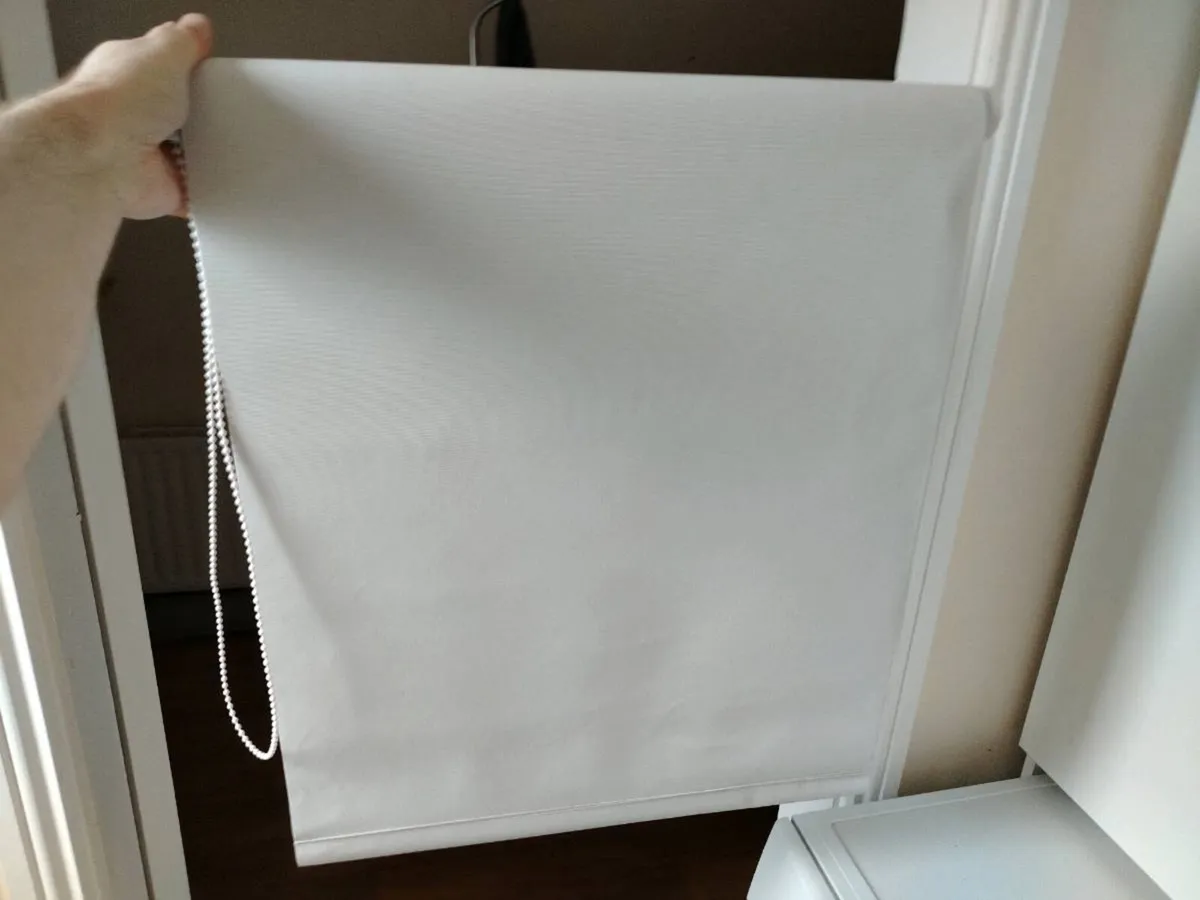Window roller blinds - Image 1