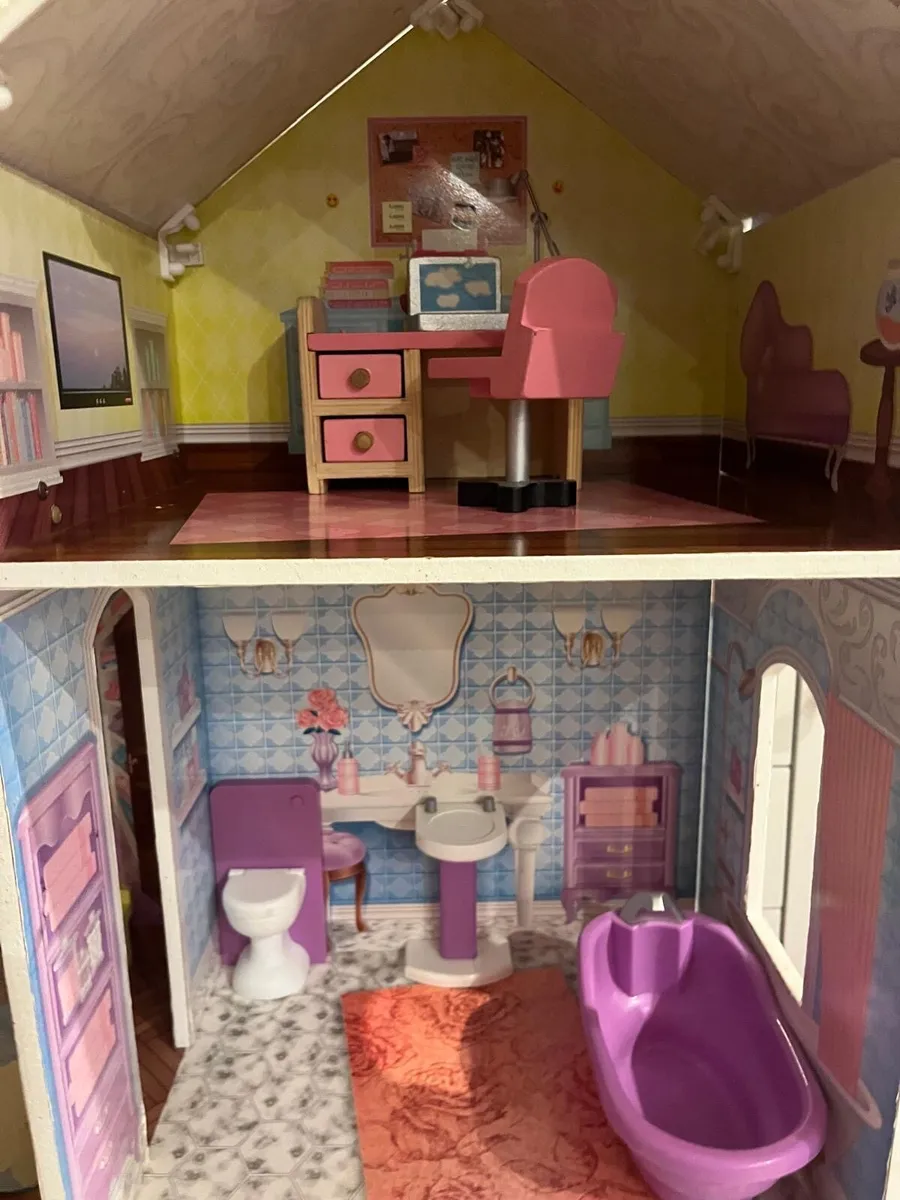 Doll house - Image 4