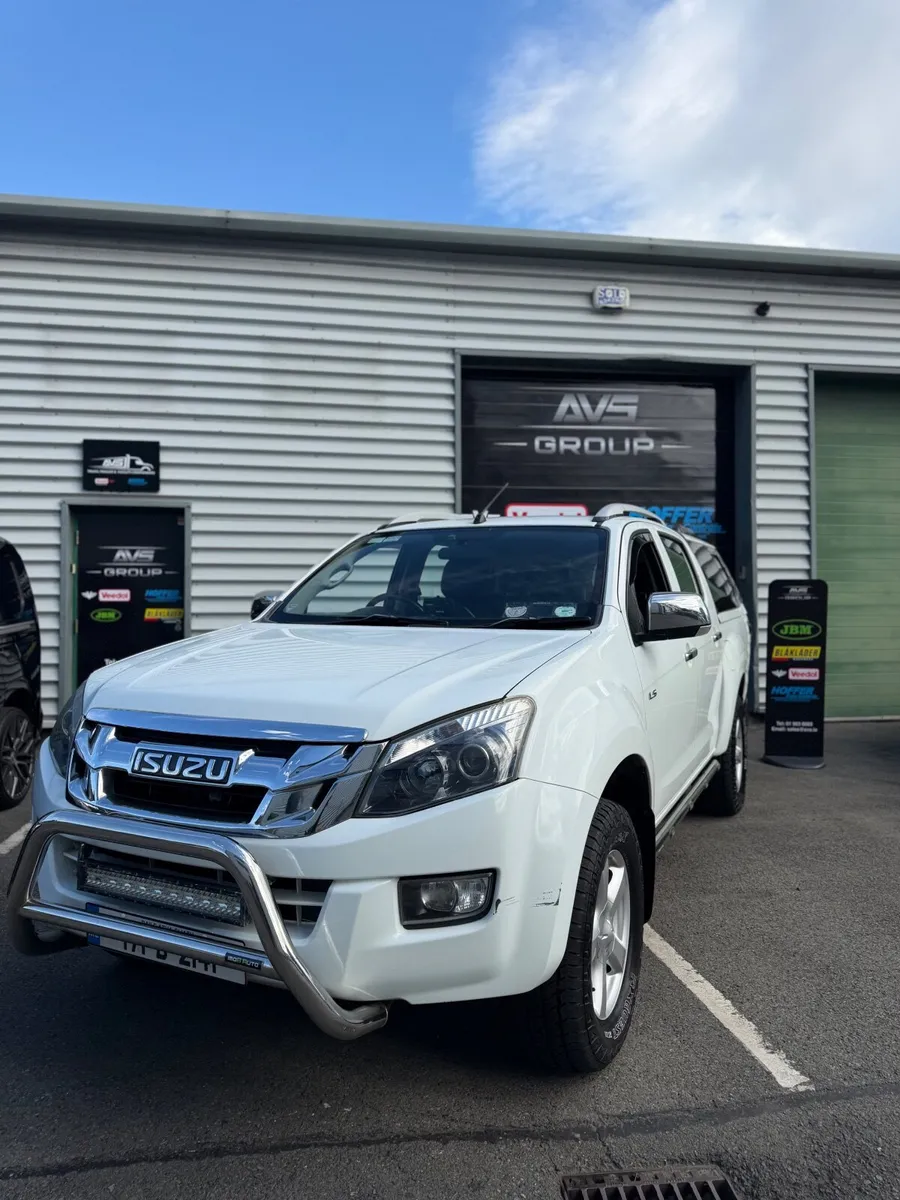 Isuzu D-Max 2017 - Image 1