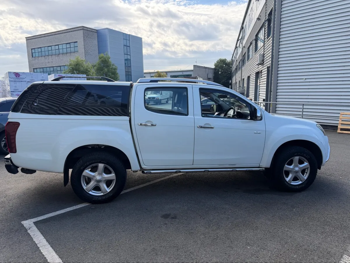 Isuzu D-Max 2017 - Image 4