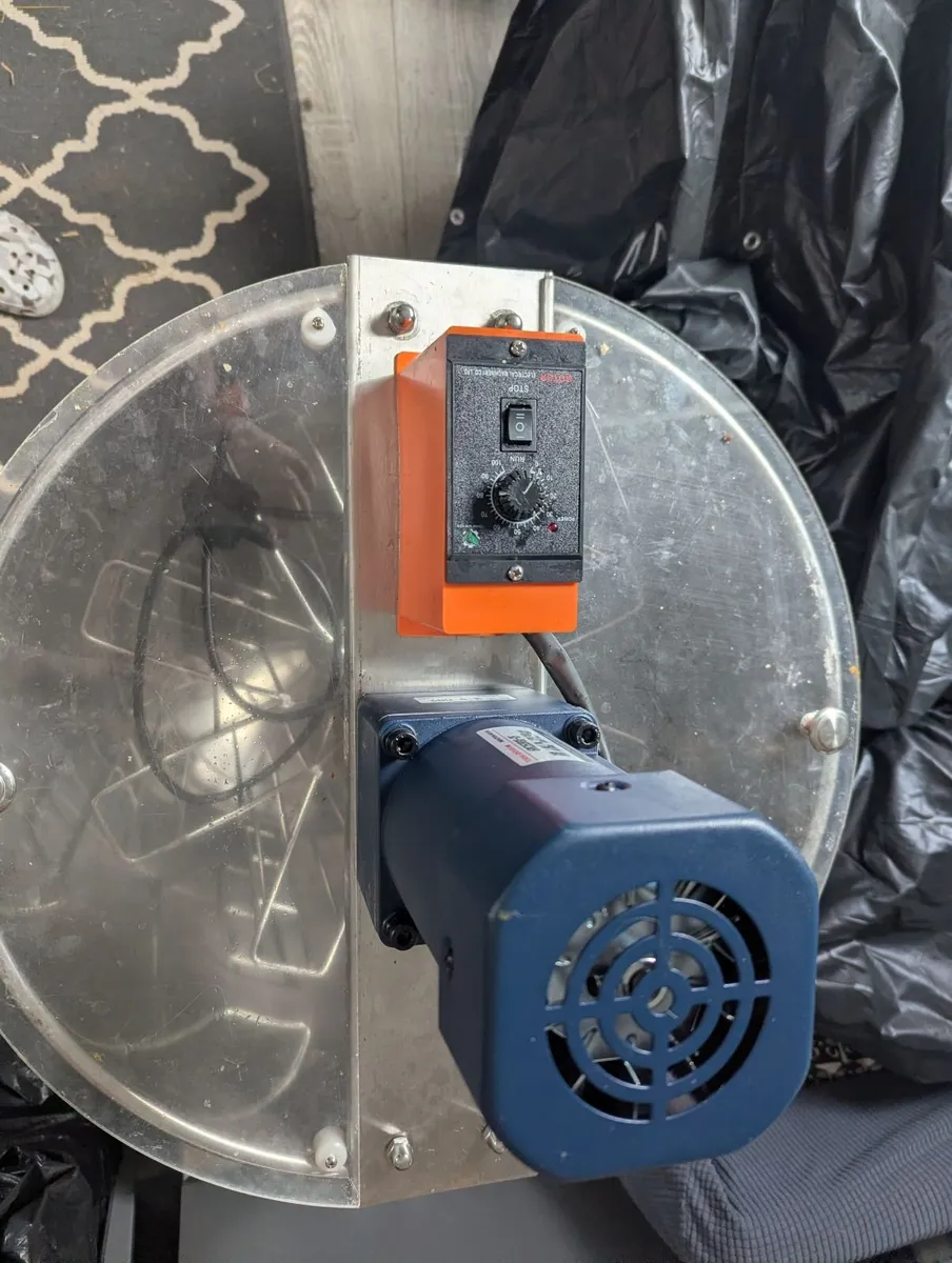 Electric Honey Extractor - Image 4