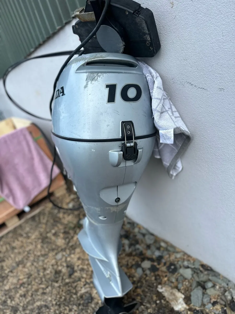 10hp HONDA SHORTSHAFT OUTBORD ENGINE - Image 2