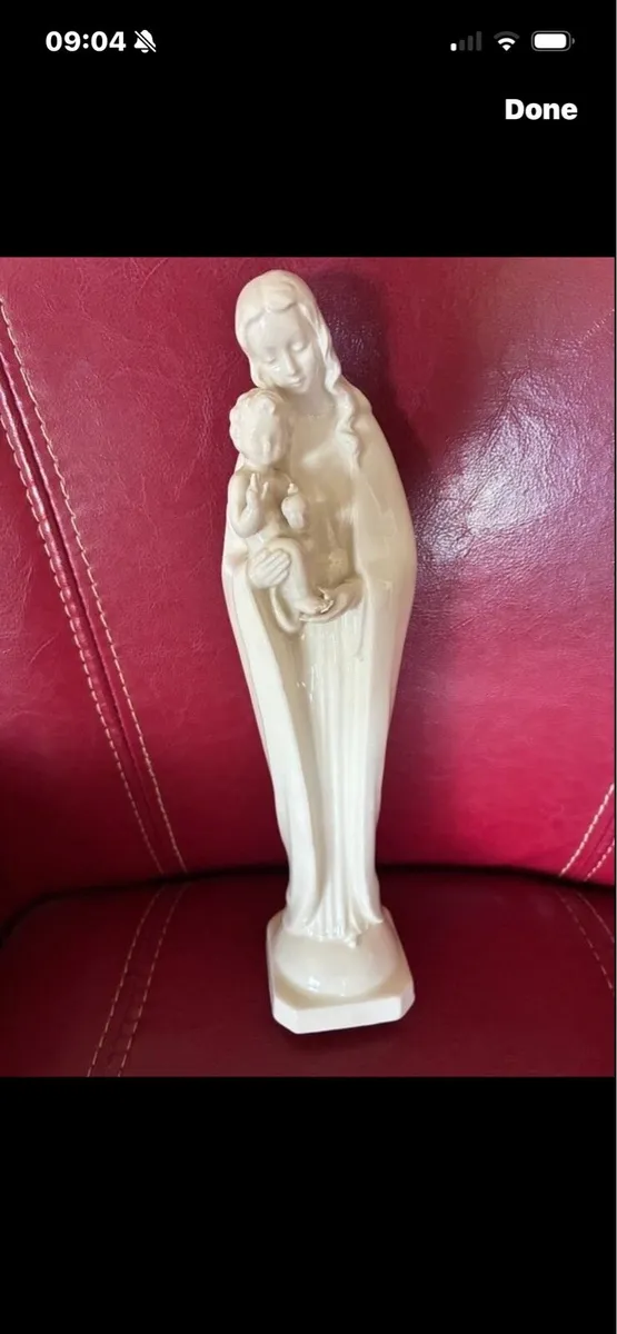 Goebel Madonna & Child Figurine - Image 1
