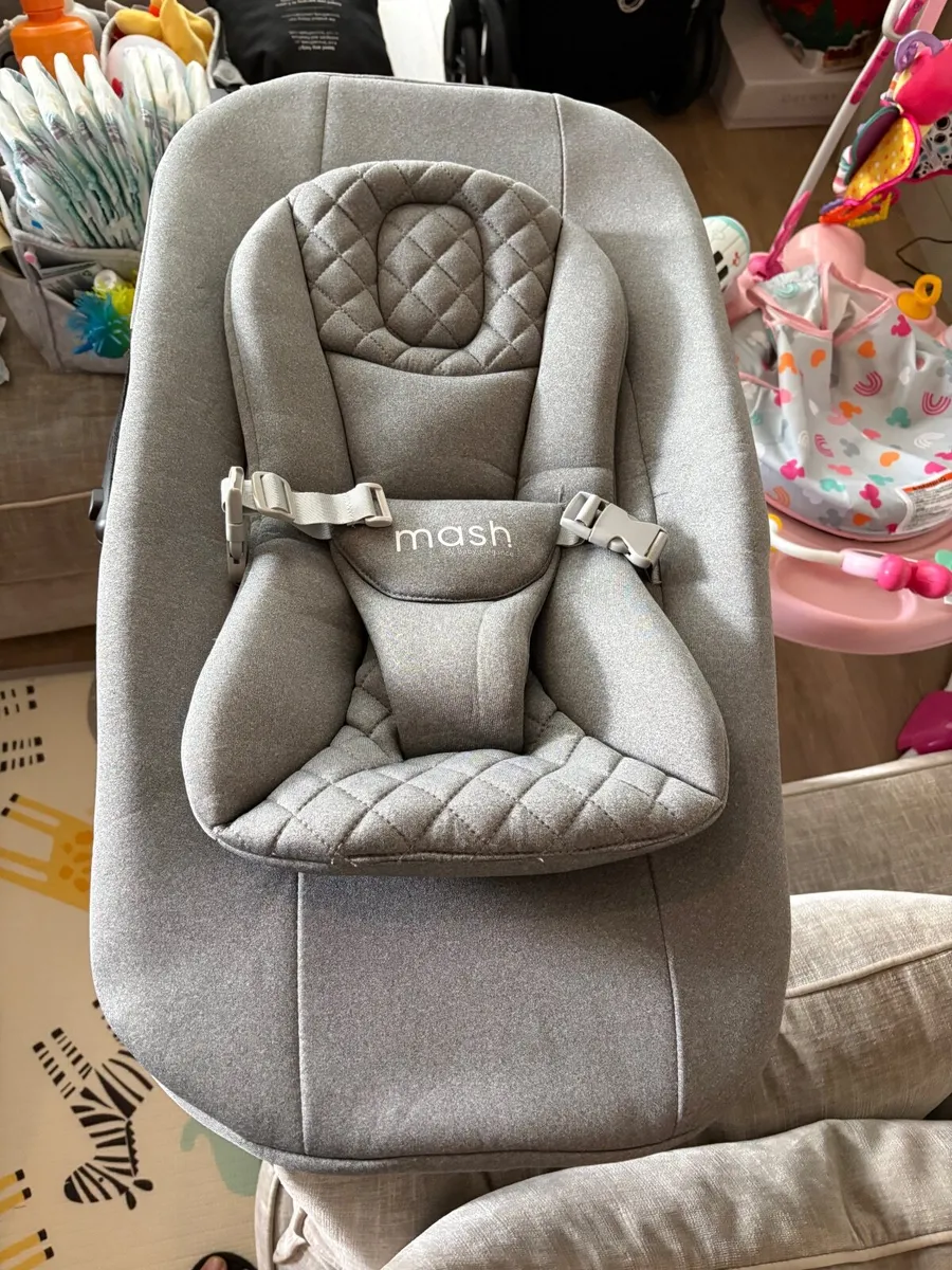 High chair - Image 3
