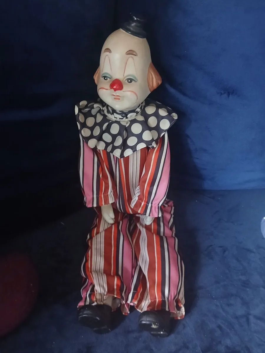 Vintage Porcelain Clown Doll 1980s - Image 2