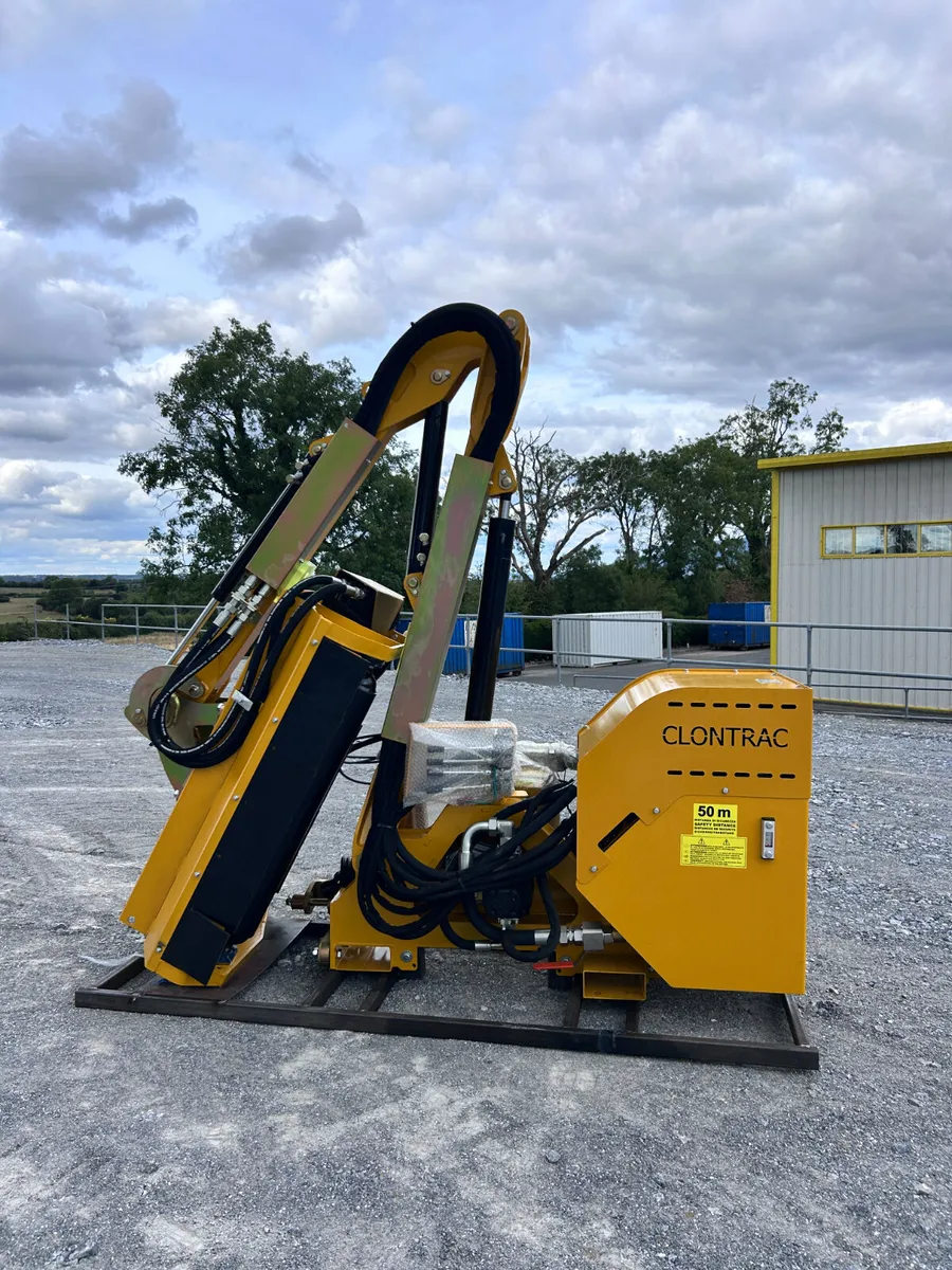 Clontrac  5.7m CAT II/III Hedgecutter - Image 1