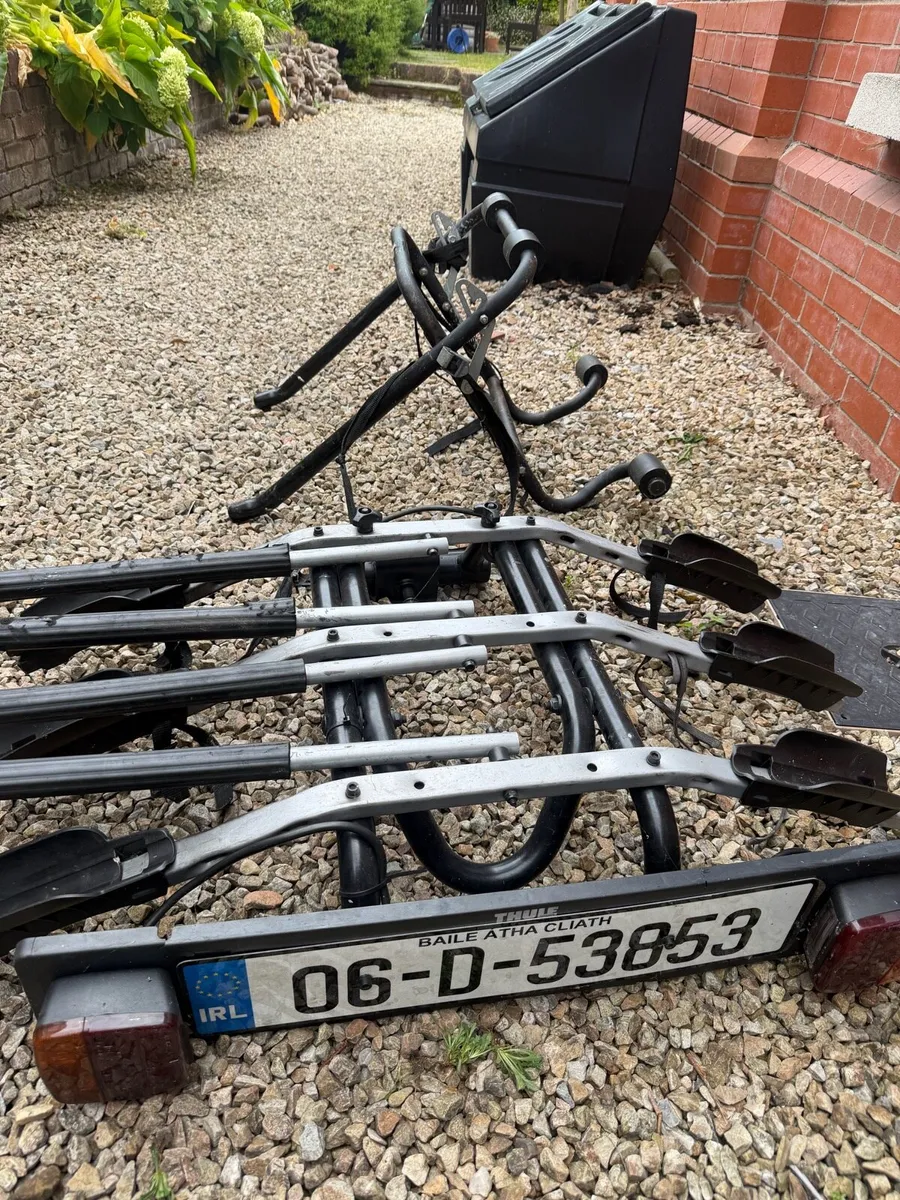 Thule bike tow bar carrier - Image 1