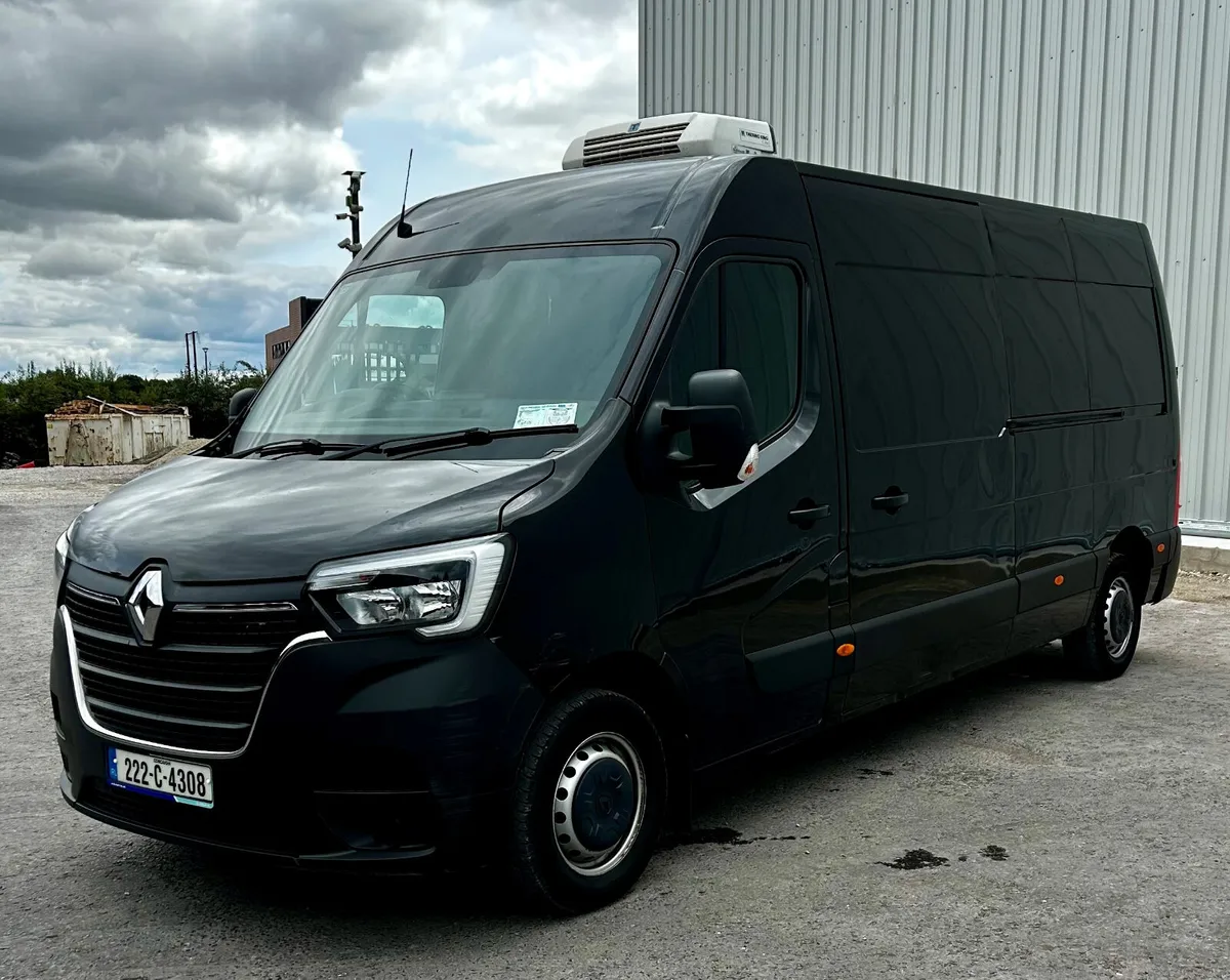 Renault Master Fridge Van - Image 1