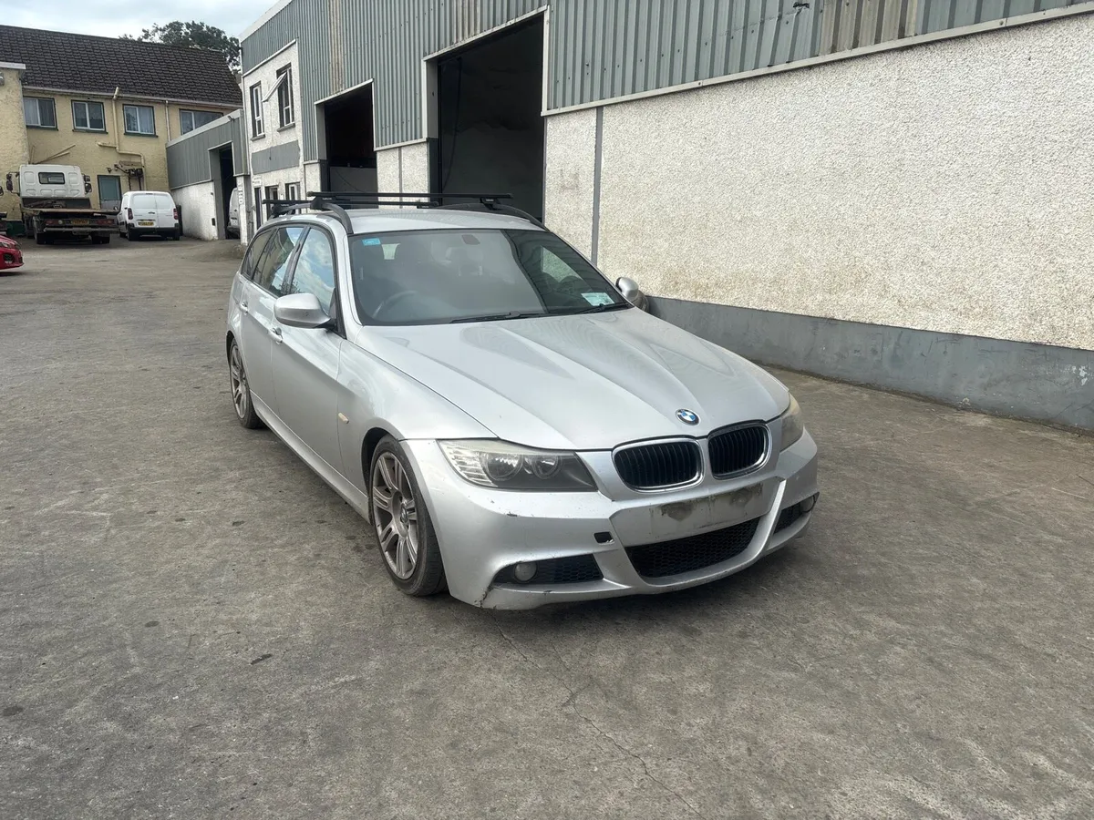2010 bmw e90 m sport for breaking - Image 2