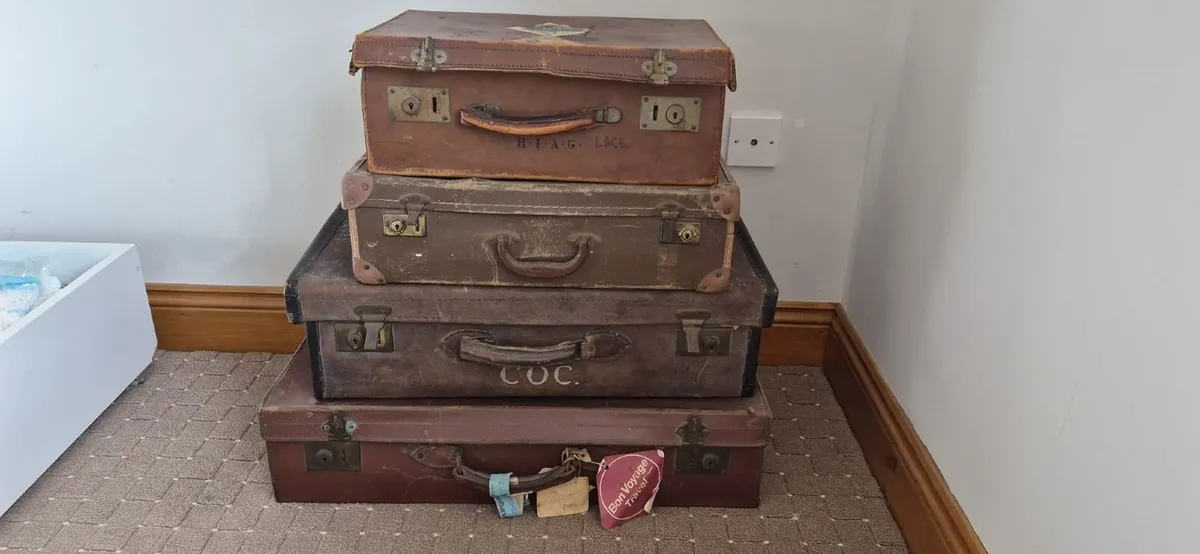 Vintage suitcase set - Image 3