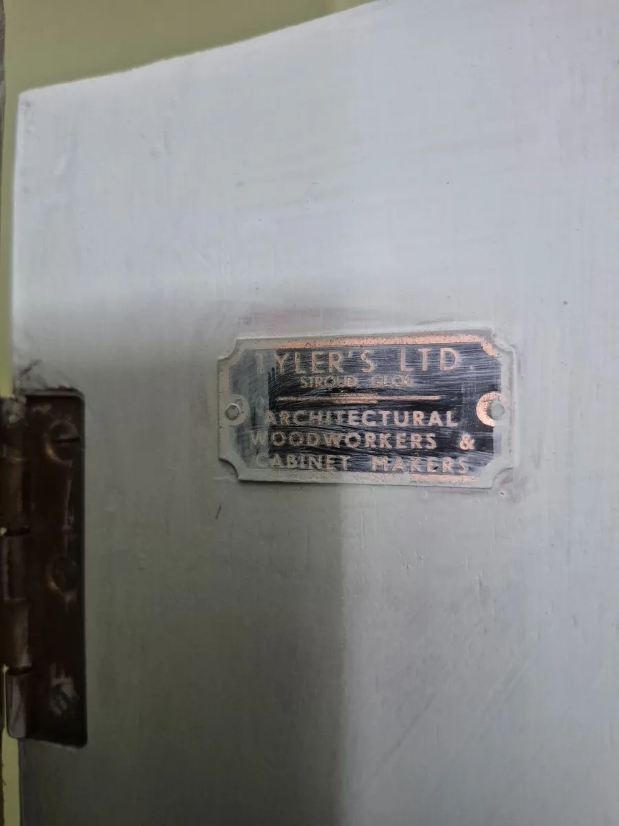 Vintage Wardrobe - Image 4