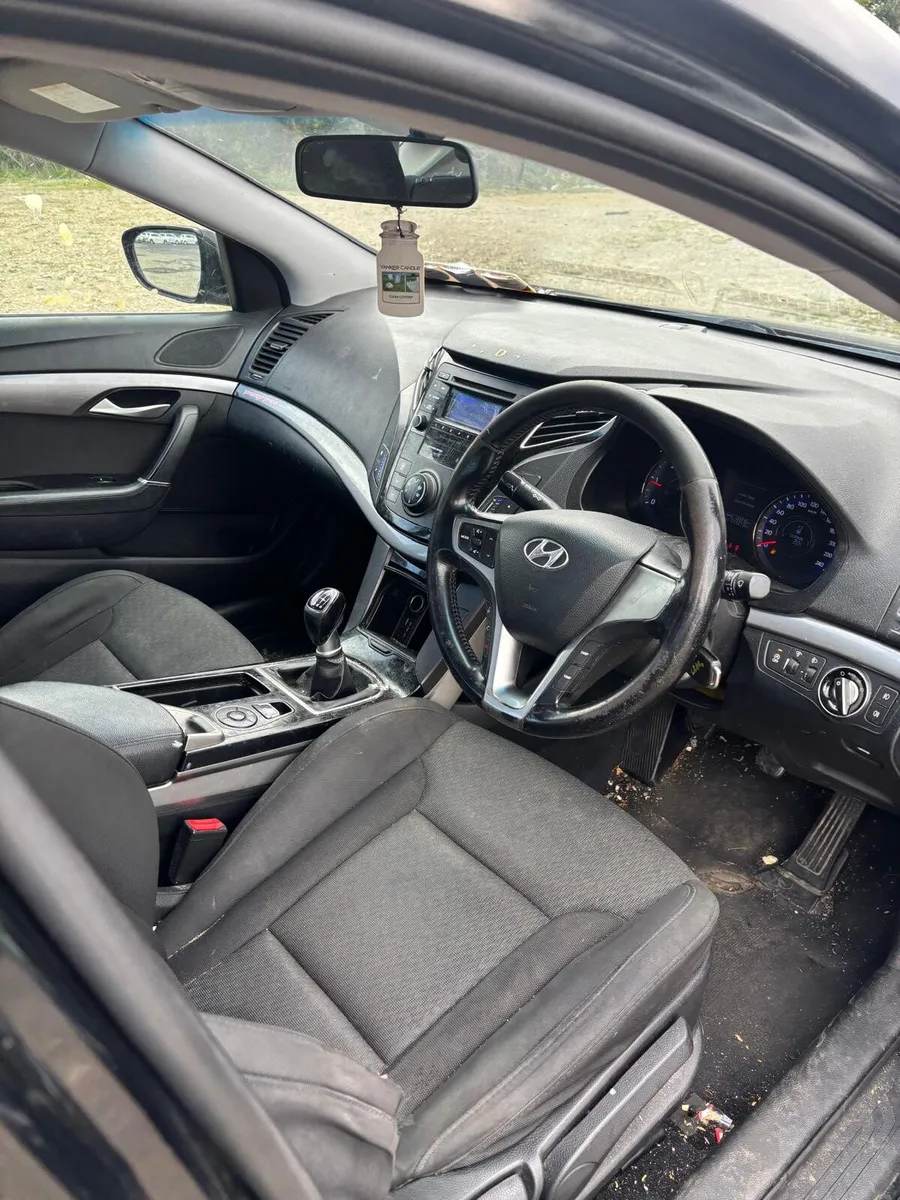 2013 Hyundai i40 parts 1.7 - Image 3