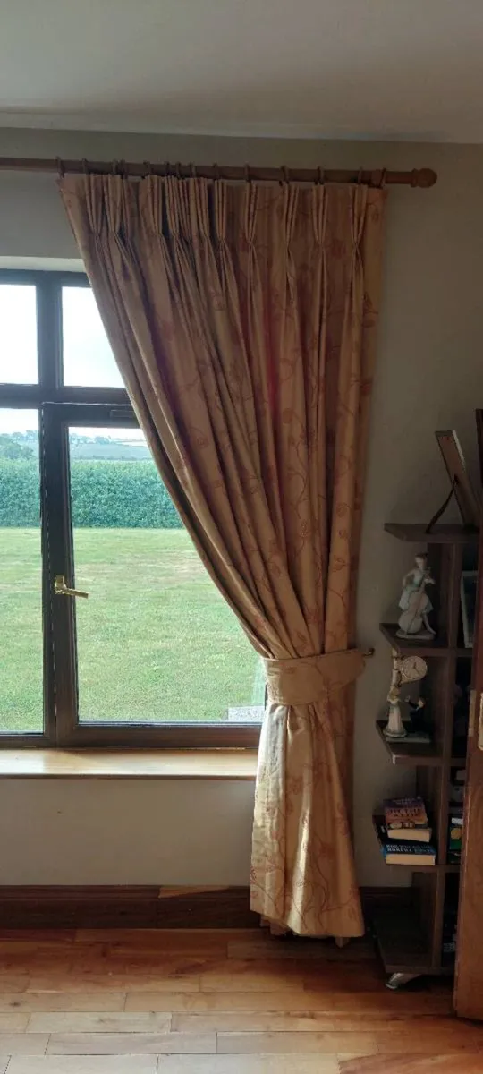Curtains - Image 1
