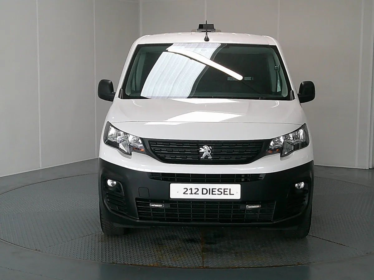 Peugeot Partner 2021 - Image 2