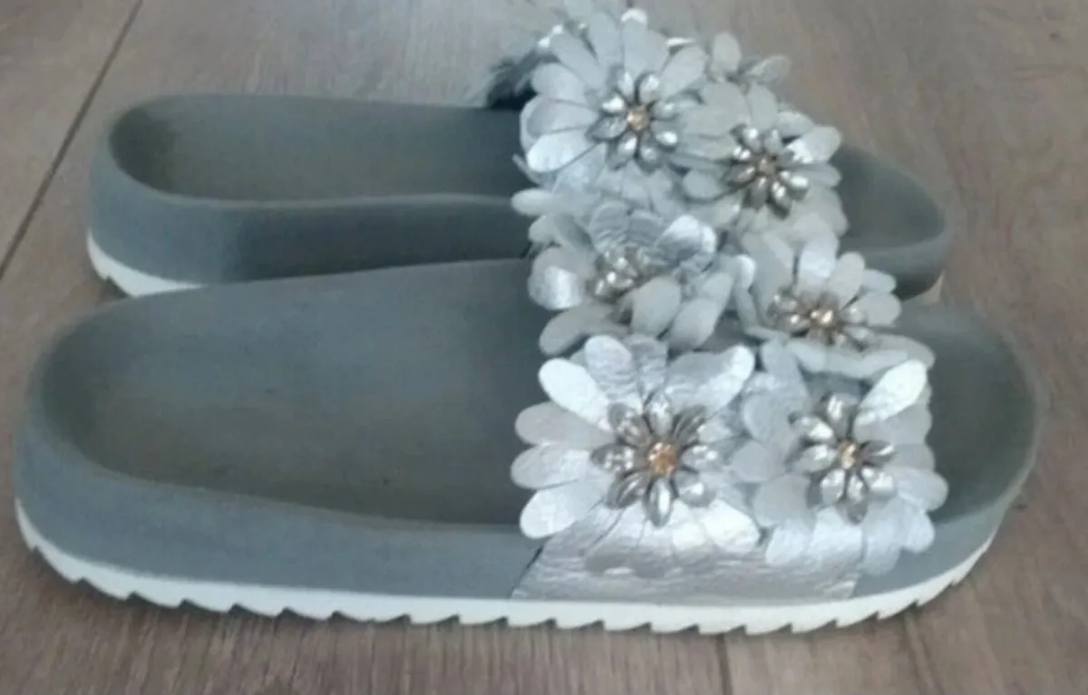 Leather Sandals - Image 2